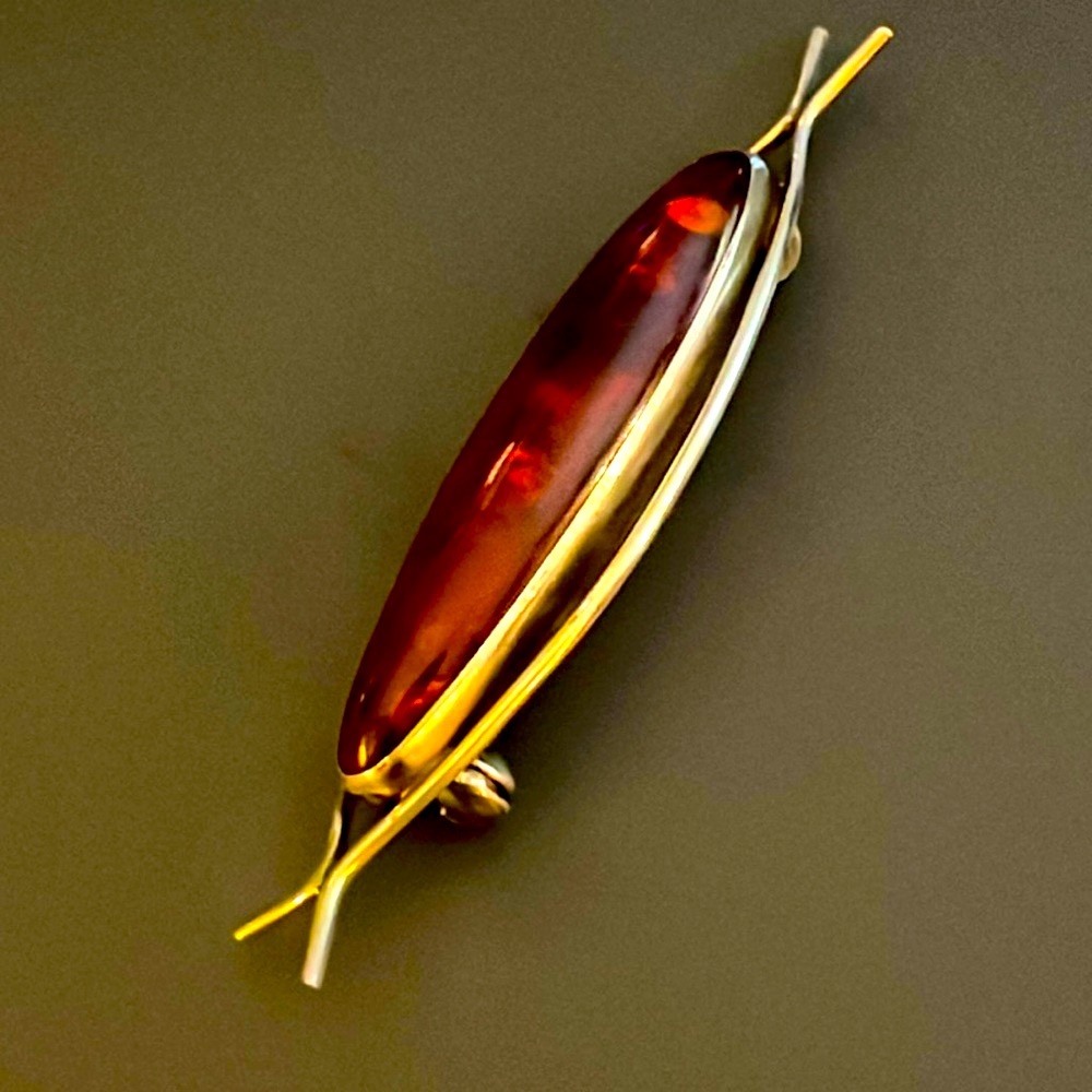 Vintage mid-century modern Scandinavian Amber and silver pin - Picture 4 of 13